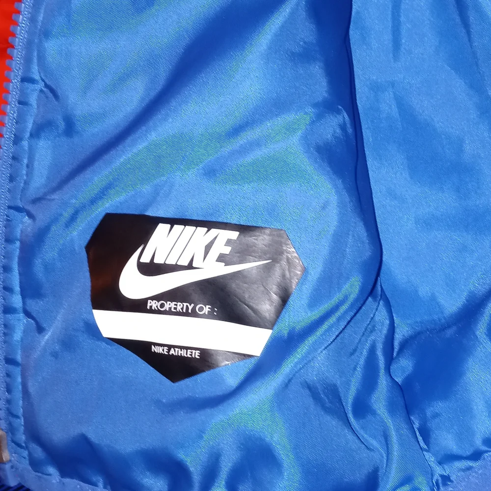 ReD/Blue "NIKE" Puffer jacket SIZE: XS kids @**SEE PICS** LIKE 🆕 *NO HOOD* - Picture 6 of 8